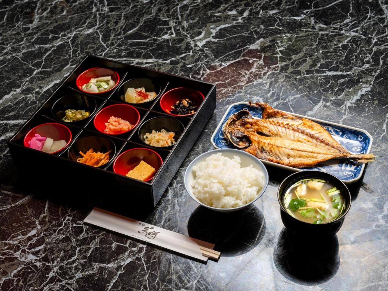 Apa Hotel Tsukiji Ekiminami Tokyo Exterior photo