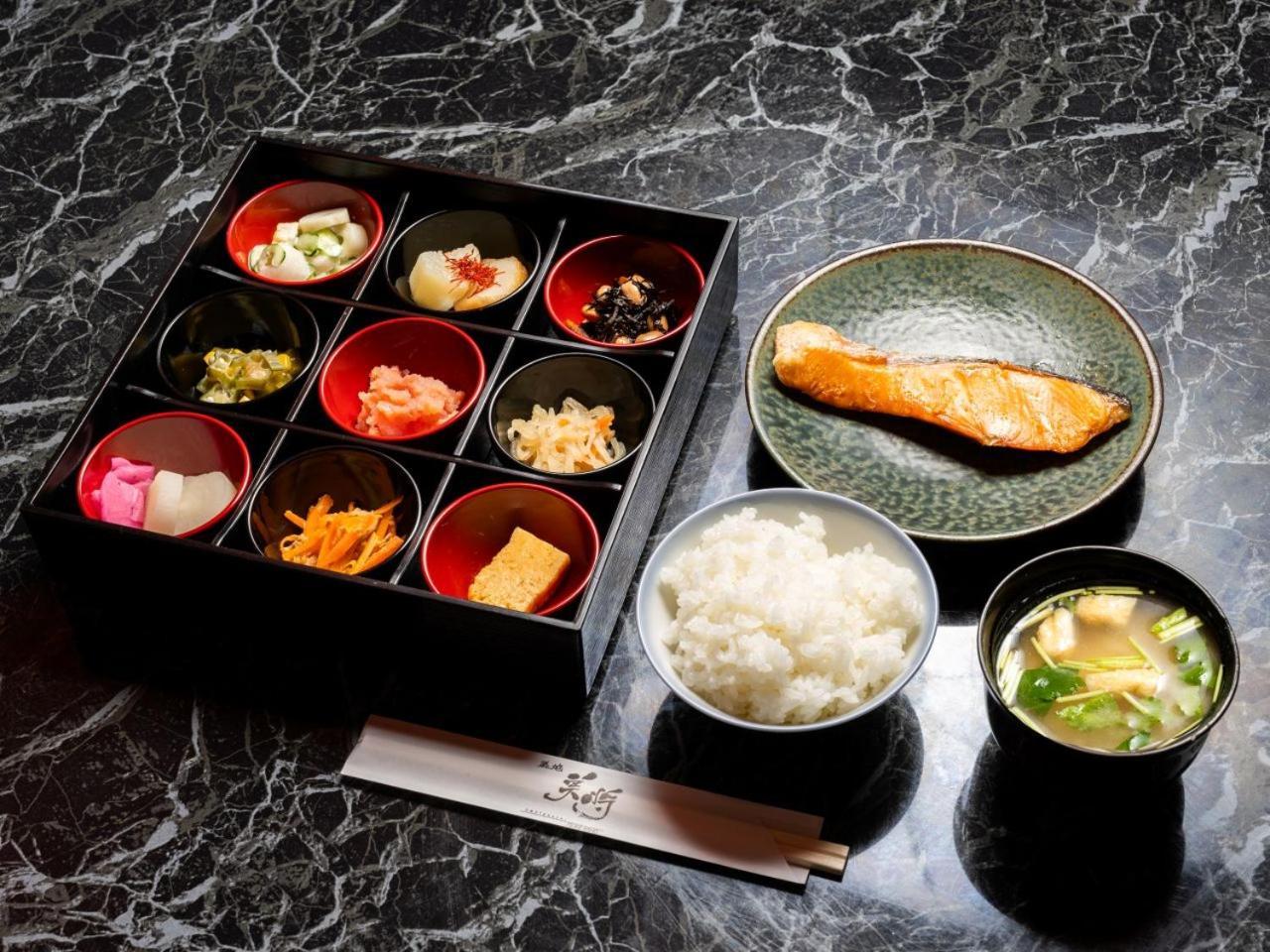 Apa Hotel Tsukiji Ekiminami Tokyo Exterior photo